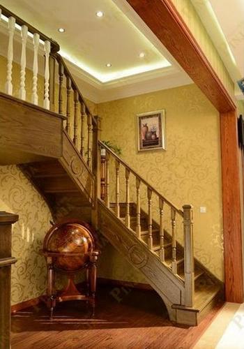 品家楼梯别墅实木楼梯上海同城楼梯安装整体楼梯工厂直销实木楼梯